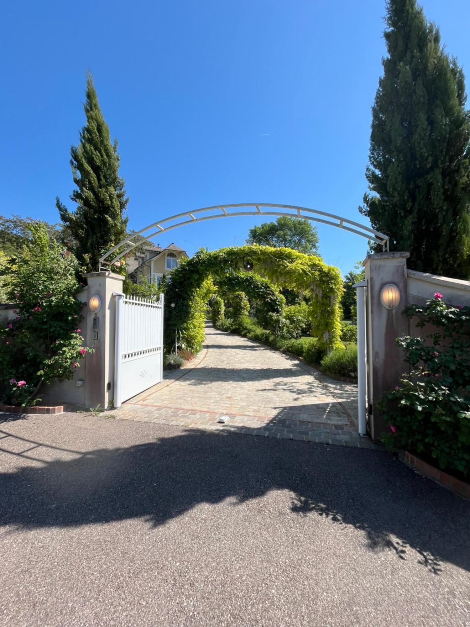 Les Grands Jardins Lodge Живерні Екстер'єр фото